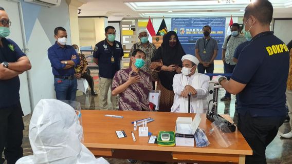 Rizieq di Tes Usap Sebelum Diperiksa Polisi, Hasilnya Negatif