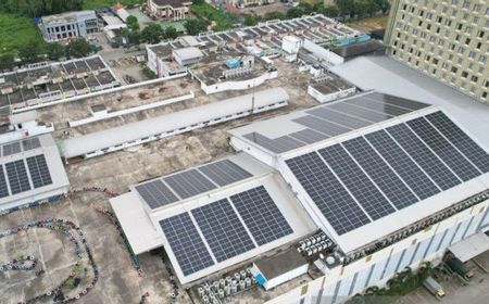 Industri Retail Palembang Beralih Gunakan PLTS Sebagai Sumber Energi Utama