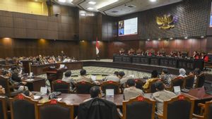 MK Diminta Hapus Celah Polisi Duduki Jabatan Sipil di UU ASN