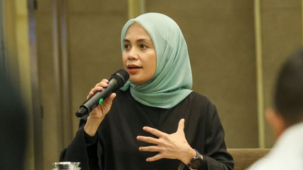 Ganjar Pranowo Siti Atikoh's Wife Implements Anti-Corruption Attitudes Since Family