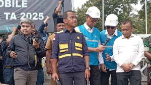 Bertolak ke Aceh, Bahlil Tinjau Pembangunan Kembali Jaringan Listrik dan Akses Energi