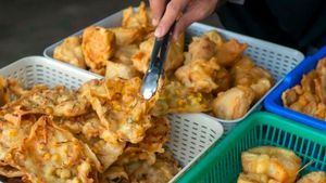 Sering Buka Puasa dengan Gorengan dan Minuman Manis? Ini Dampaknya pada Kulit