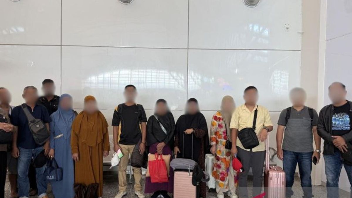 バリ島移民は、非手続き的なハッジを疑う13人のインドネシア人の出発を阻止