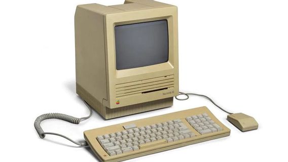 كمبيوتر ماكنتوش الذي استخدمه ستيف جوبز في مزاد علني ، ويقدر بيعه مقابل 3 مليارات روبية إندونيسية - 4 مليارات روبية إندونيسية
