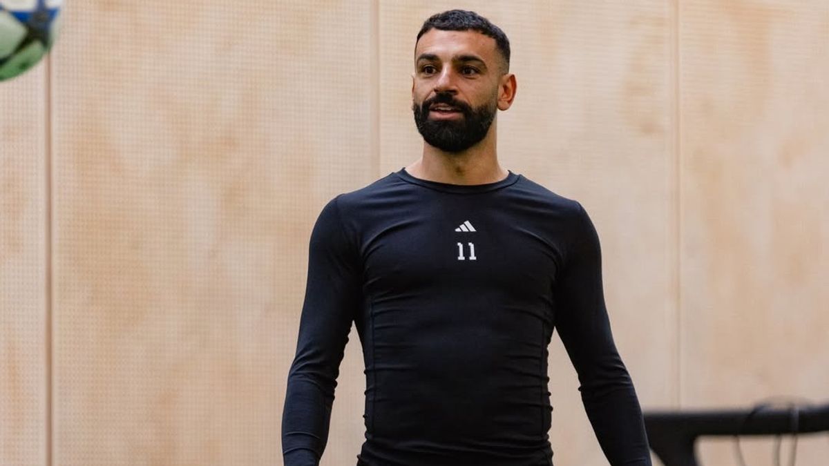 واين روني يقترح آرن سلوت تقديم محمد صلاح لوان إنتر في دوري أبطال أوروبا