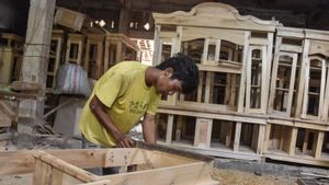 Pemerintah Bawa Kabar Baik! Pekerja Lima Sektor Padat Karya Bebas PPh Tahun Ini