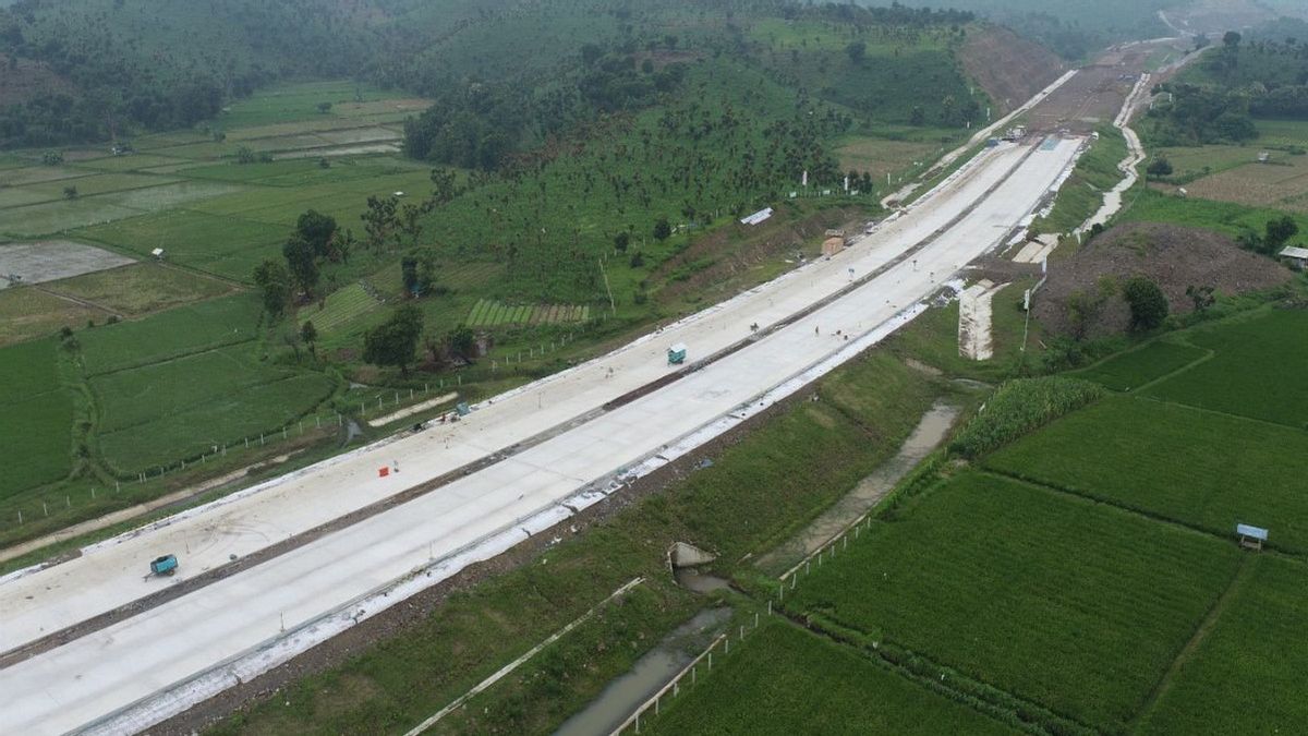 Progress Reaches 74.9 Percent, Probowangi Toll Road Construction Package 3 Targeted To Be Completed This Year