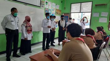 Un Cas De COVID-19 Apparaît à L’école, Le Gouvernement De La Ville De Depok Arrête L’apprentissage En Face à Face à Pancoranmas