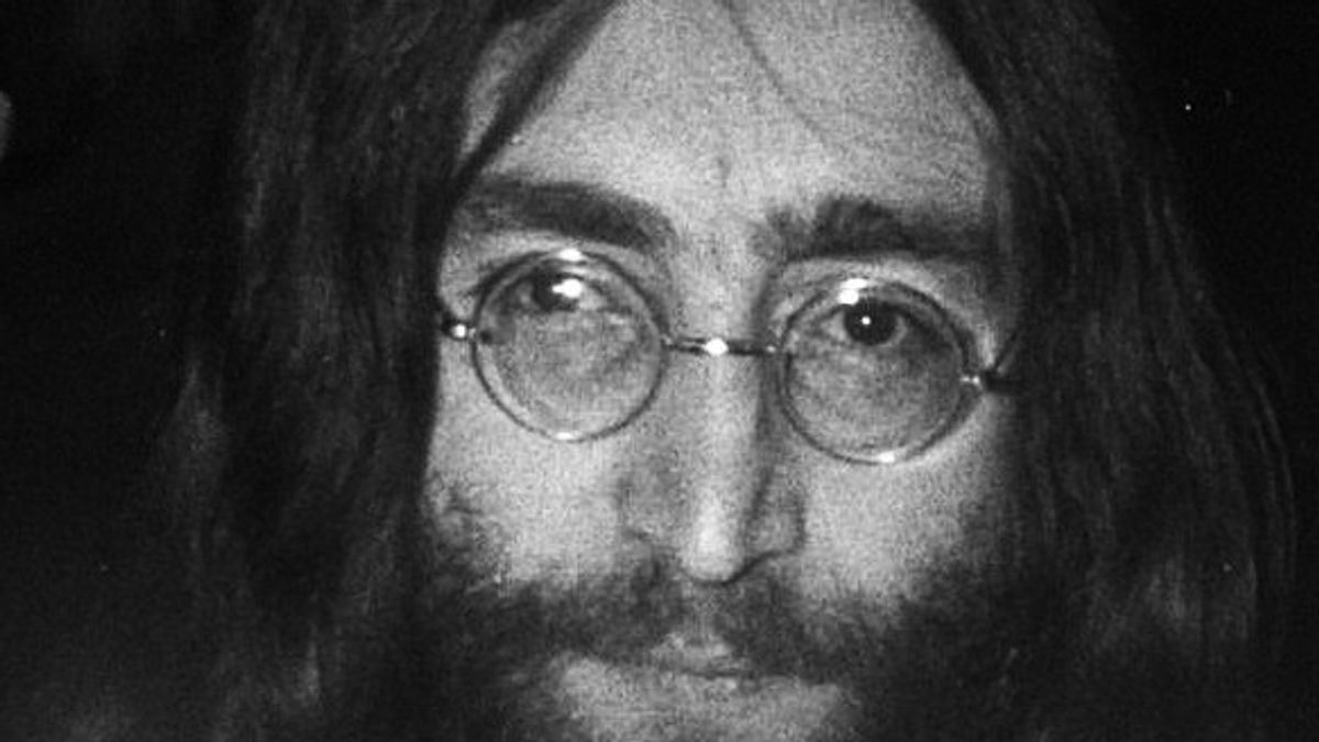 Lennon john Autographed John