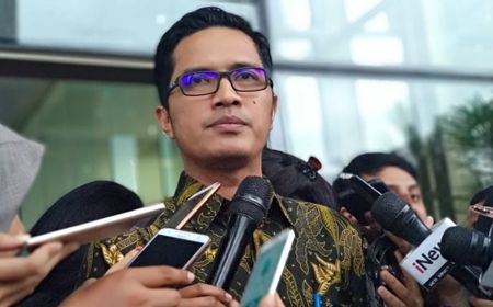 Pengunduran Diri Febri Diansyah Disayangkan Sejumlah Pihak