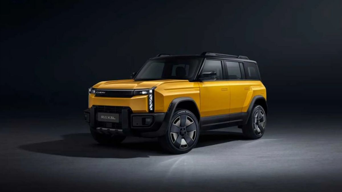    Gagal Tiru Range Rover Taklukkan Anak Tangga Gunung Tianmen, Chery Minta Maaf
