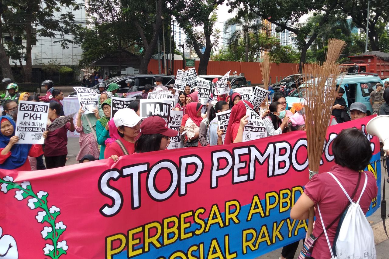 They Are Worried That The Jakarta Social Assistance Fund Will Miss The 2020 Budget Discussion