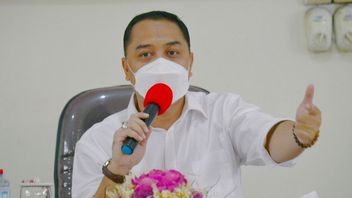 La Stratégie Du Maire Eri Cahyadi Vise L'égalité En Matière D'éducation à Surabaya
