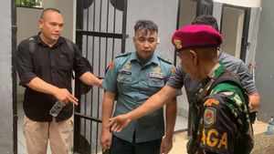 Fake TNI Members Arrested By POM AL Cilandak, Taken To South Jakarta Police