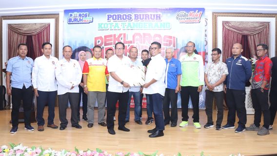 12 Tangerang Workers Alliance Express Support For Andra Soni-Dimyati In The 2024 Banten Pilkada