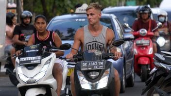 Turis Asing Sewa Motor di Bali Harus Kantongi SIM