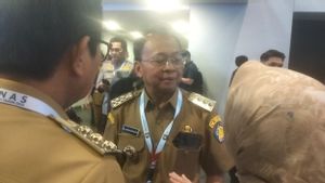 Gubernur Koster Bentuk Satgas Sampah Pantai Kuta, Siaga Saat “Sampah Kiriman” Datang