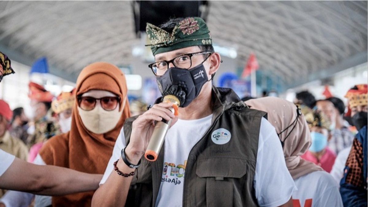 Don't Forget The Services Of The Central Lombok Youth Organization At The Mandalika MotoGP, Sandiaga Uno 'Lifts His Hat'