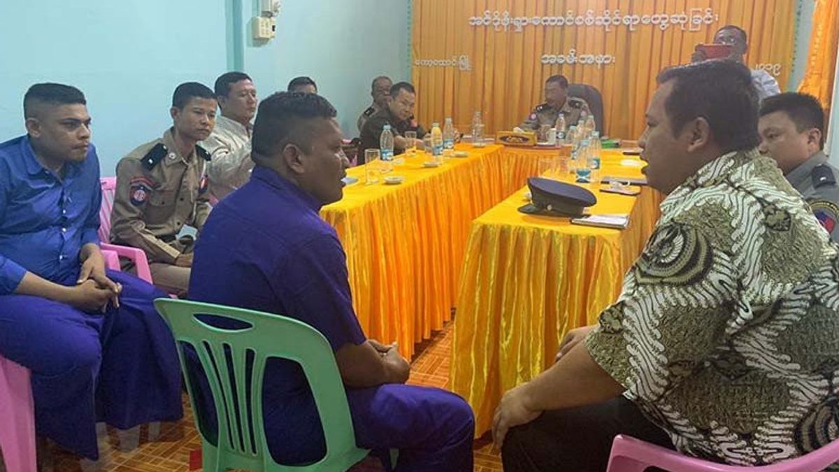  Obtenir Pardon, Les Pêcheurs Acehnese Libérés Par Les Autorités Du Myanmar