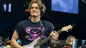 Tentang John Mayer yang Senang Main Gitar Sambil Bugil Usai Bercinta