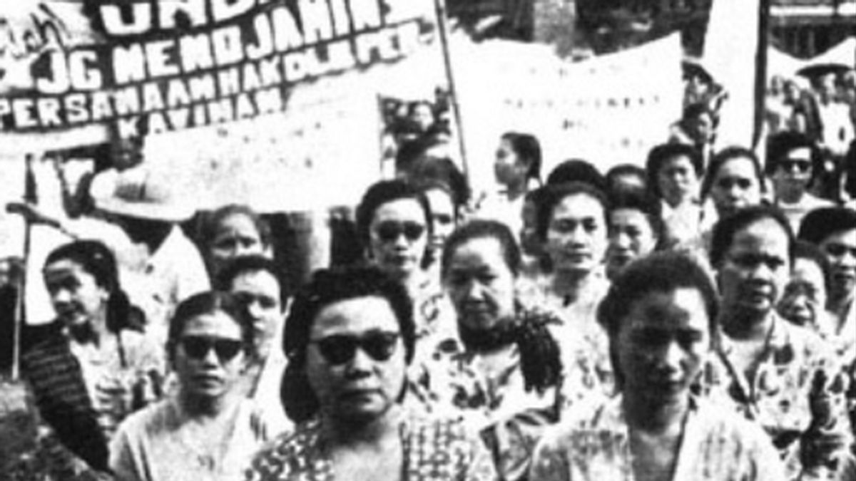 인도네시아 여성운동의 역사, 때로의 투쟁
