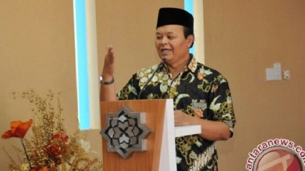 Hidayat Nur Wahid Demande Au Gouvernement D’étendre Bansos Pendant L’urgence Ppkm
