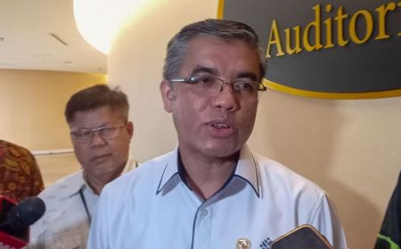 Menaker Targetkan Pengumuman Aturan soal UMP 2025 Dilakukan Besok