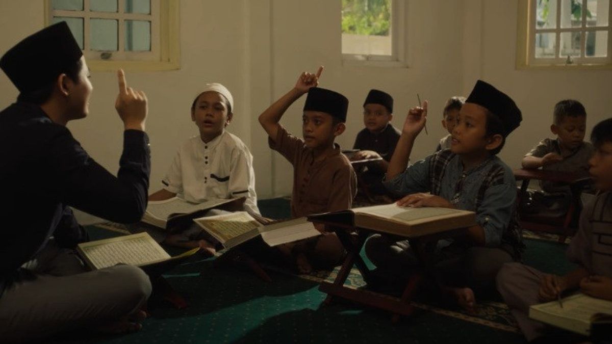 Sinopsis Film Marbot, Misi Mulia Zayyan Sakha Meneruskan Tugas Orang Tua Menjaga Masjid