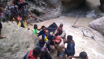 捜索救助隊、洪水で死亡した中南部ティモールで女性を発見