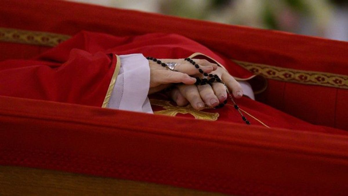 Sede Vacante, The Throne Is Empty: Who Will Replace Pope Francis?