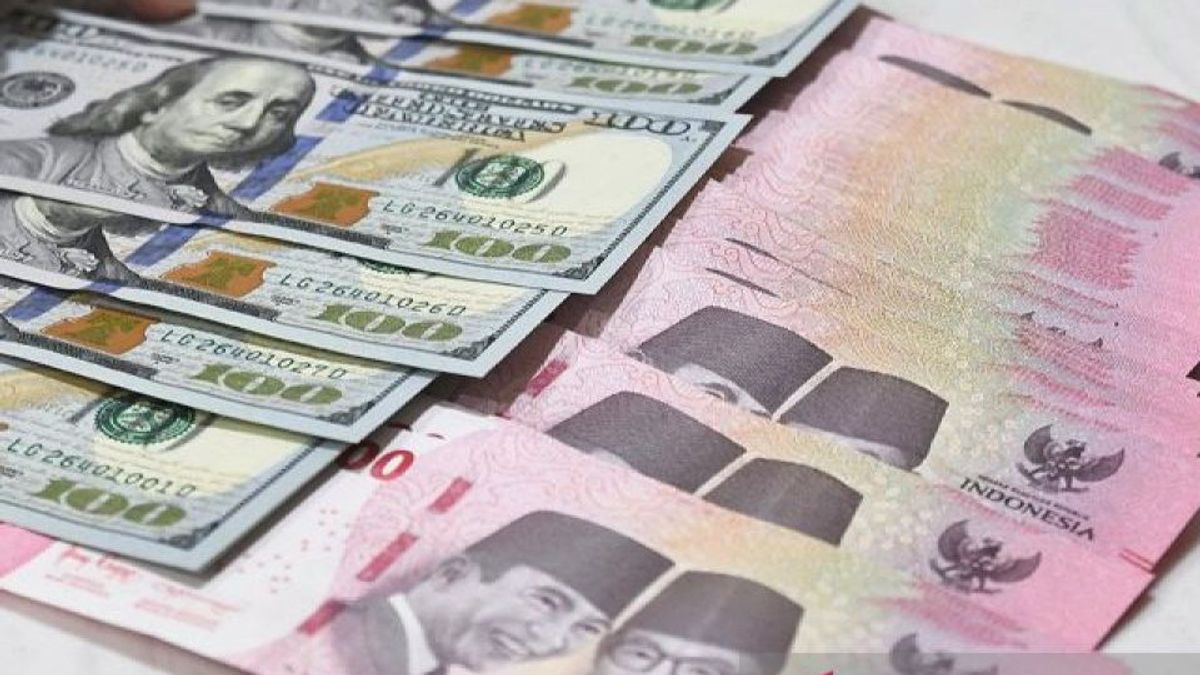 BI Governor Confident that the Rupiah Will Return to Stability