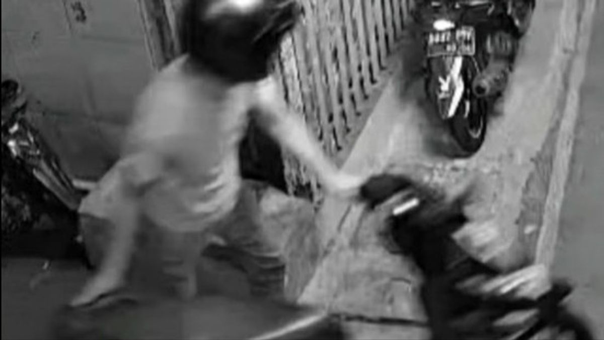 Budhi Asih Cawang Kena医院前方的N-Max骑手Begal 6名男子承认收债人