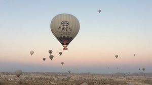ar - 12 citoyens indonésiens blessés par un accident de balon aérien touristique en Turquie