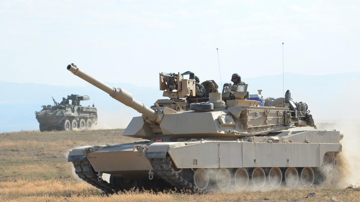 ロシアに主力戦車情報を漏らした容疑で逮捕されたアメリカ兵