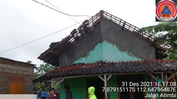 15 Maisons à Malang Légèrement Endommagées Par La Tornade