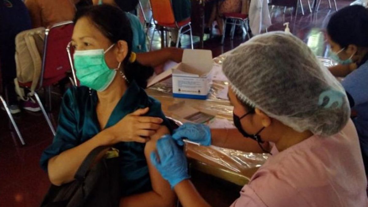 Pemkab Tapanuli Selatan Genjot Program Vaksinasi hingga Akhir Tahun