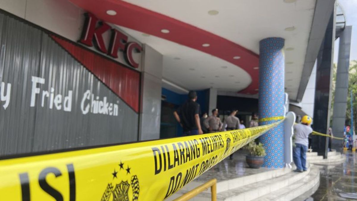 Polisi Selidiki Penyebab Kebakaran Suzuya Mall Banda Aceh