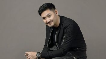 Angga Wijaya Opens Voice About Divorce With Dewi Perssik: Not A Unilateral Decision