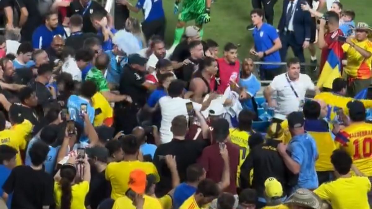 Uruguay Players Involved In Clashes With Colombian Fans After The 2024