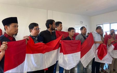 Mantan Napiter Sukseskan Program Pembagian Bendera Merah Putih untuk Meningkatkan Nasionalisme