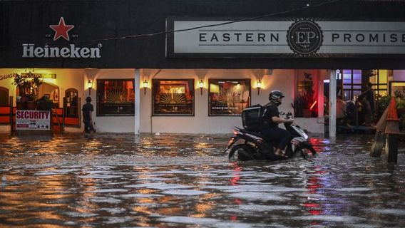 Akibat Banjir, 361 Pengungsi dari 2 Wilayah di Jakarta Ditampung BPBD DKI