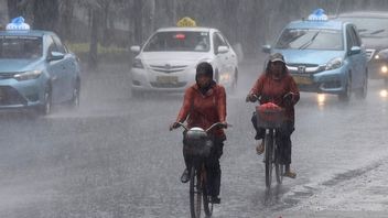 再び洪水に備えるジャカルタは、木曜日の午後から夜まで雨が降るでしょう