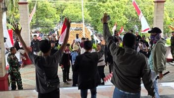 Pati Community Leaders Hope The Government Involves The People In Making Policies