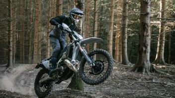 Husqvarna TE 300 Pro和FE 350 Pro 2026 正式推出,特定和价格印章