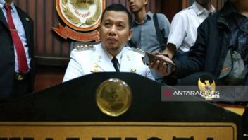 Former Acting Mayor Of Makassar Iqbal Suhaeb Called By Police Related To The COVID-19 Social Assistance Case
