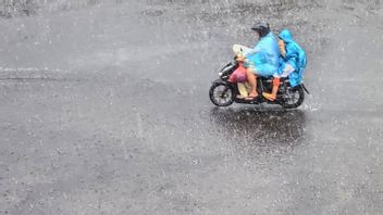 Prakiraan Cuaca Hari Ini: Hujan Turun di Sebagian Wilayah Indonesia Termasuk Jakarta