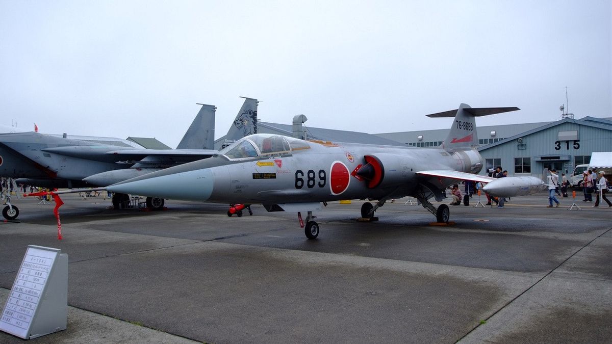 Noise Civilians, Japanese Court Fines To Military Air Base