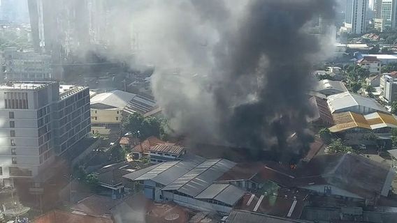 Places Of Business In Setia Budi, South Jakarta Sold Out On Fire, 6 Fire Trucks Were Deployed