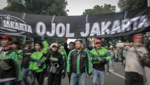 Wacana Tarif Ojol Naik Hingga 15 Persen, Siapa Diuntungkan?