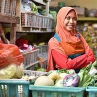 Dorong UMKM Perempuan, Menko Airlangga Bawa Kabar Gembira: Bunga KUR Cuma 3 Persen Setahun!